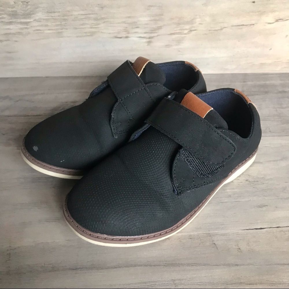 Max & Jane Little Boys Dress Shoes SZ 11 EUC